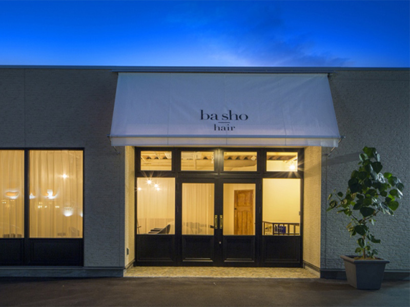 日本極簡風(fēng)格理發(fā)店裝修設(shè)計(jì)案例